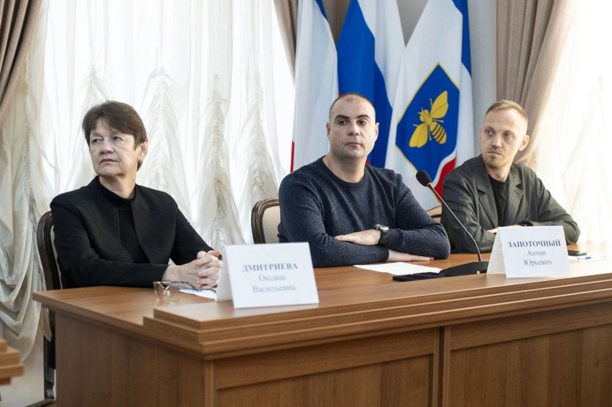 В Симферополе состоялось оперативно-хозяйственное совещание В Симферополе состоялось оперативно-хозяйственное совещание
