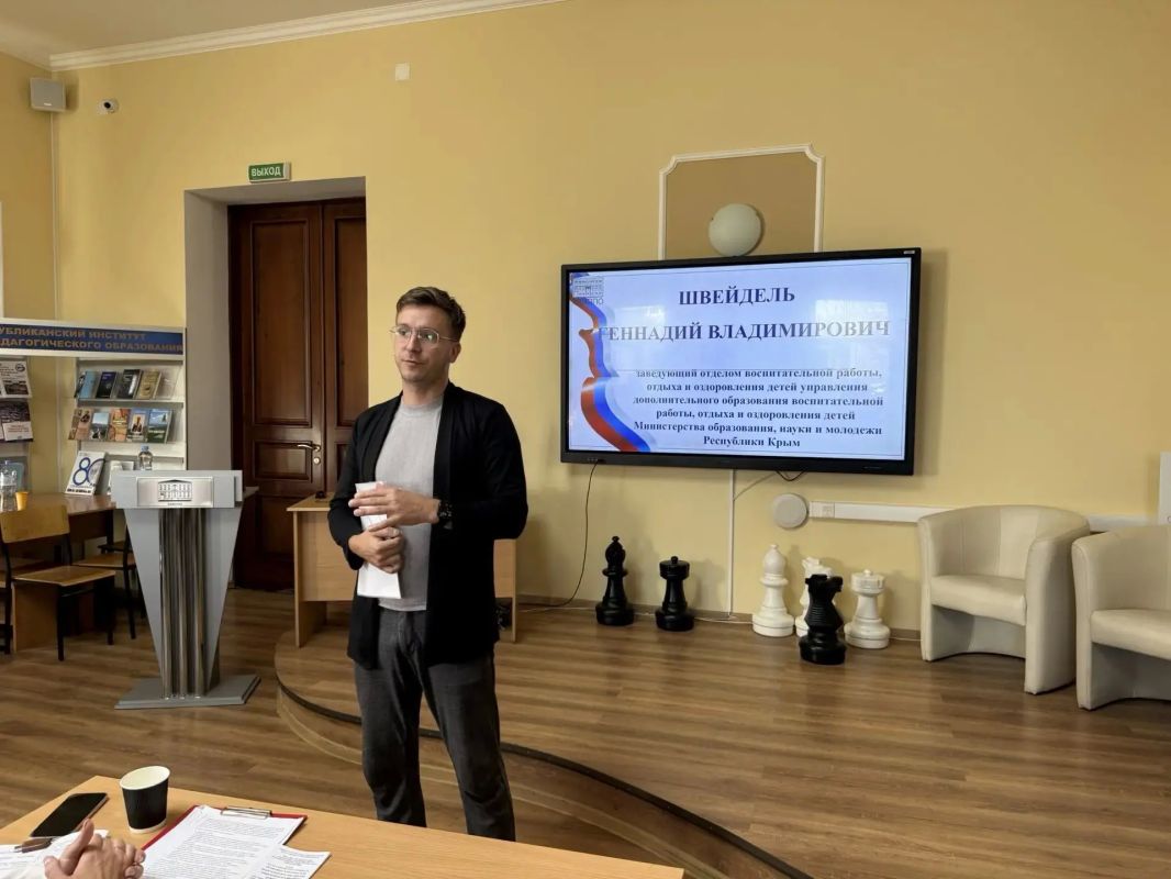 В КРИППО состоялся республиканский семинар-практикум «Классные классные, или Педагогическое мастерство современного классного руководителя» В КРИППО состоялся республиканский семинар-практикум «Классные классные, или Педагогическое мастерство современного классного руководителя»