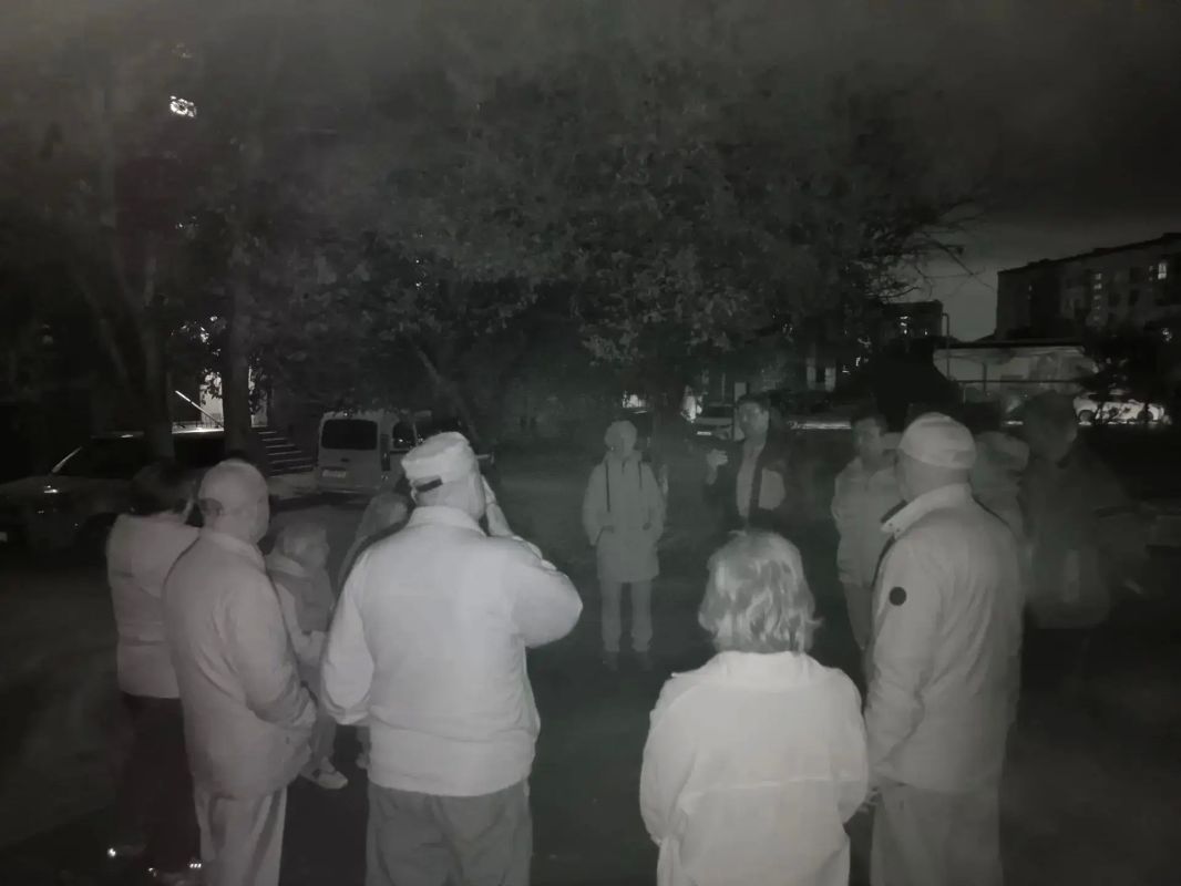 Продолжаются встречи с жителями: пгт Продолжаются встречи с жителями: пгт