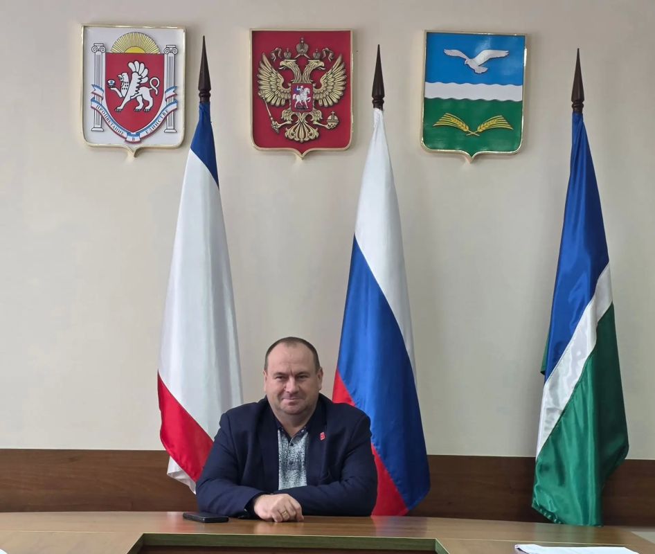 Под руководством главы администрации Александра Соколовского состоялось заседание организационного комитета по подготовке и проведению празднования Дня народного единства и Дня работника сельского хозяйства