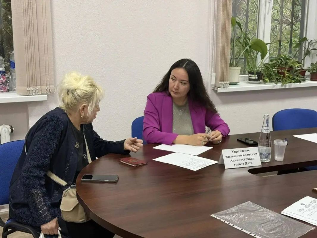 В ходе Общерегионального дня приёма граждан разобрали 40 вопросов В ходе Общерегионального дня приёма граждан разобрали 40 вопросов