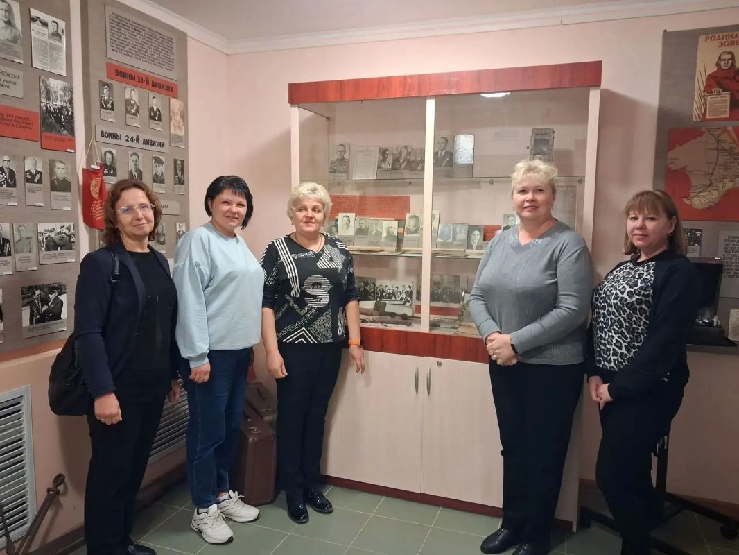 и проведения подобных встреч не только на базе архивов, входящих в состав кустового объединения, но и на площадках организаций, обладающих значимым историческим потенциалом, документальным фондом и сохраняющих традиции своей... и проведения подобных встреч не только на базе архивов, входящих в состав кустового объединения, но и на площадках организаций, обладающих значимым историческим потенциалом, документальным фондом и сохраняющих традиции своей...