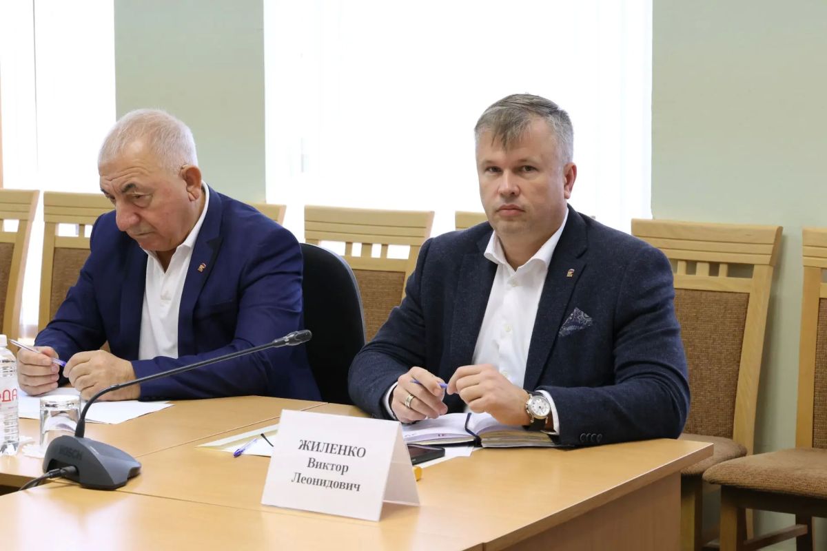 На заседании Комитета по аграрной политике и развитию сельских территорий депутаты подвели итоги уборочной кампании зерновых культур, а также обсудили дополнительные финансовые и иные меры поддержки крымских аграриев На заседании Комитета по аграрной политике и развитию сельских территорий депутаты подвели итоги уборочной кампании зерновых культур, а также обсудили дополнительные финансовые и иные меры поддержки крымских аграриев
