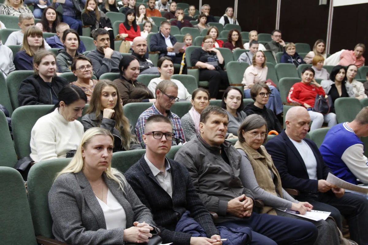 Константин Шимановский: Расширенная встреча со спортивным сообществом города Константин Шимановский: Расширенная встреча со спортивным сообществом города