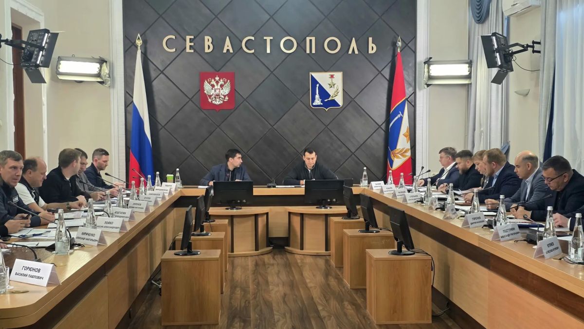 Минстрой и Минэнерго России синхронизируют поддержку прохождения осенне-зимнего периода на Крымском полуострове Минстрой и Минэнерго России синхронизируют поддержку прохождения осенне-зимнего периода на Крымском полуострове