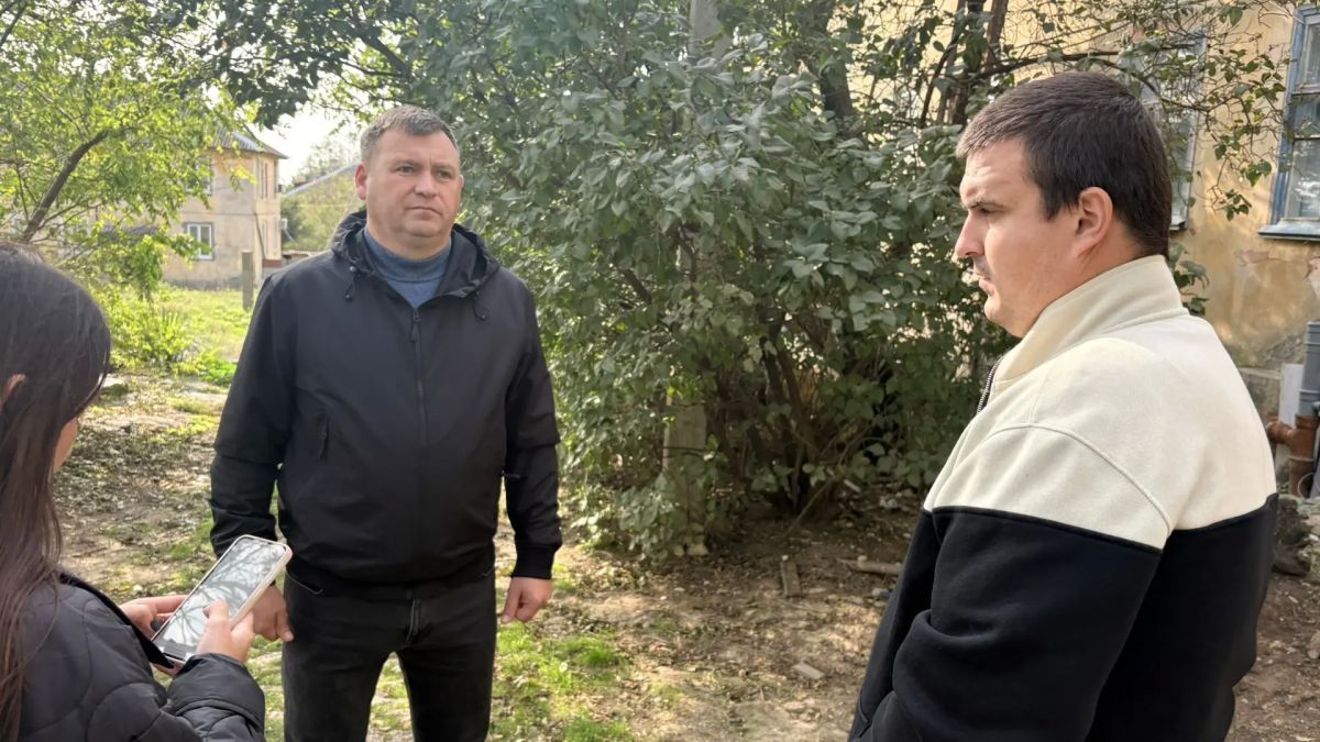 Игорь Крутьков: Пообщался с жителем дома 8 по пер Игорь Крутьков: Пообщался с жителем дома 8 по пер