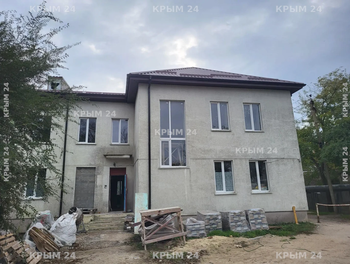 Ремонт трёх корпусов Ленинской районной больницы выполнен на 70%