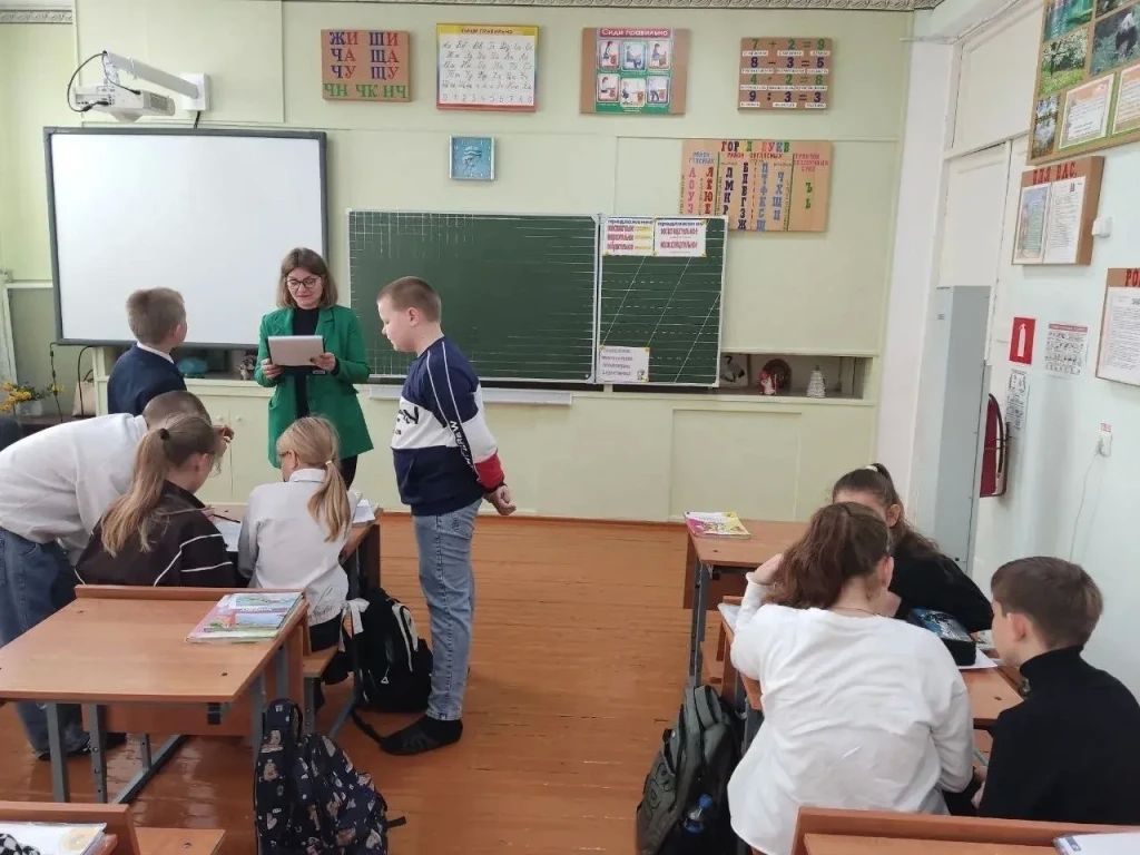 Отделы ЗАГС Крыма уже начали традиционное проведение мероприятий ко Дню народного единства Отделы ЗАГС Крыма уже начали традиционное проведение мероприятий ко Дню народного единства