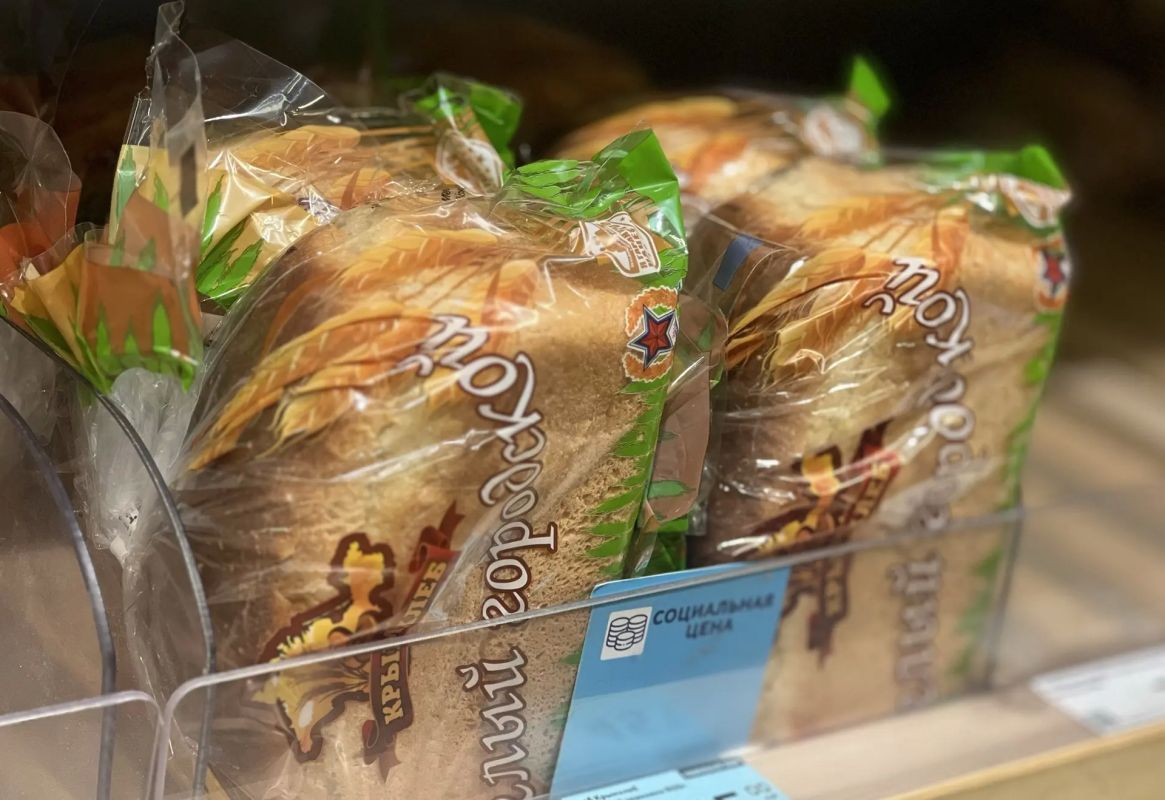 Сотрудники управления ценовой политики Министерства промышленности и торговли Республики Крым совместно с представителями прокуратуры и администраций муниципальных образований продолжают выездные мониторинги торговых... Сотрудники управления ценовой политики Министерства промышленности и торговли Республики Крым совместно с представителями прокуратуры и администраций муниципальных образований продолжают выездные мониторинги торговых...