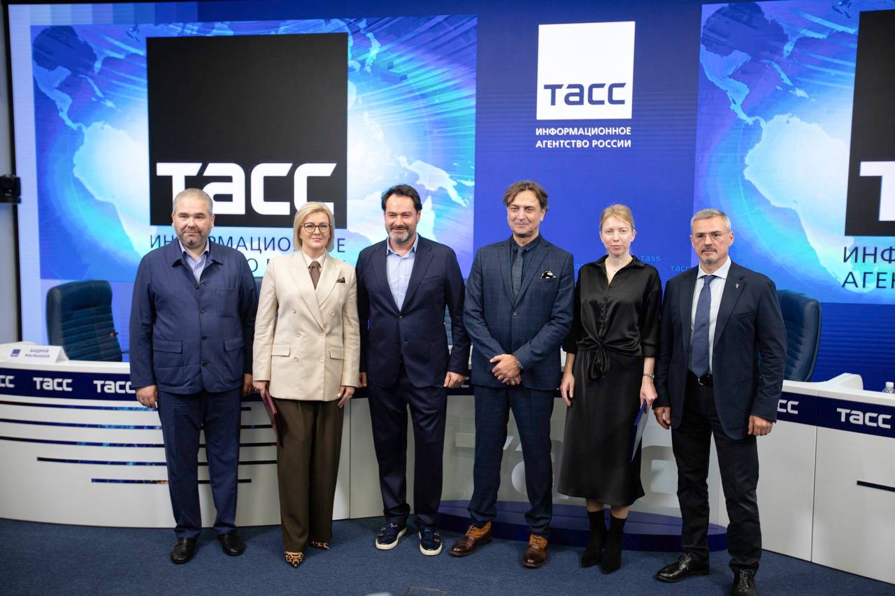 Севастопольский театр оперы и балета и Театр Российской Армии представили программу сотрудничества
