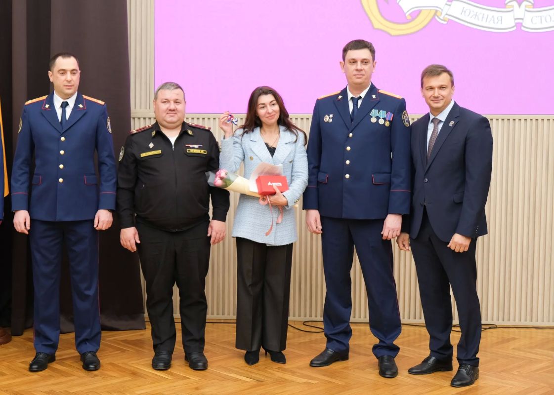 В Республике Крым офицеры СК продолжают оказывать содействие детям-сиротам в решении проблемных жилищных вопросов В Республике Крым офицеры СК продолжают оказывать содействие детям-сиротам в решении проблемных жилищных вопросов